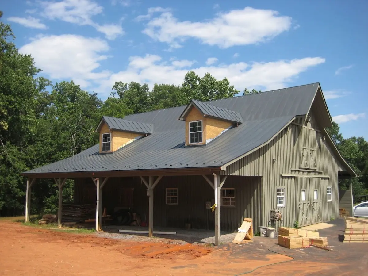 Expert Roof Repair workmanship in Clary